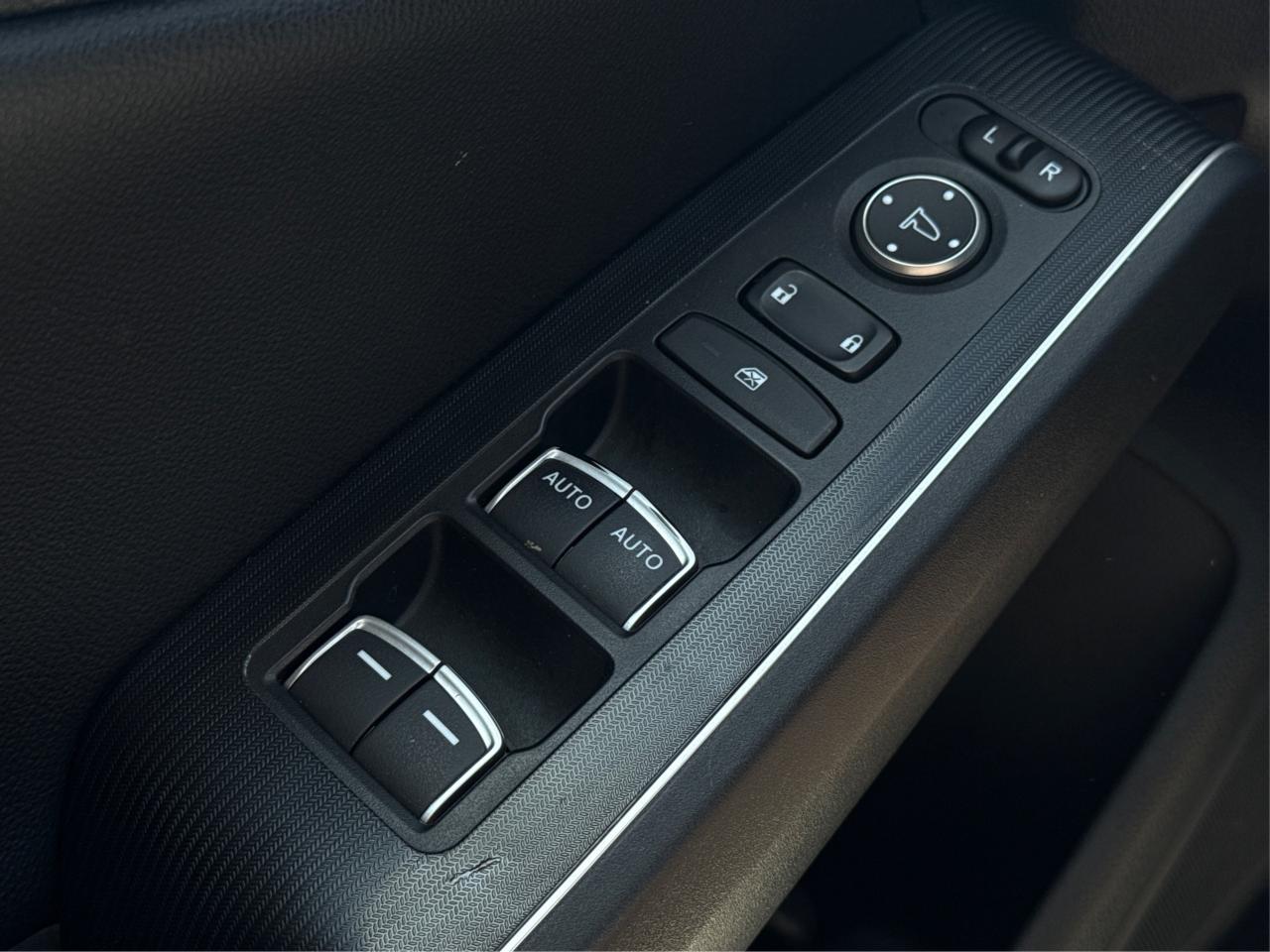 2022 Honda Civic Sedan Touring NAV LEATHER SUNROOF! WE FINANCE ALL CREDIT Photo