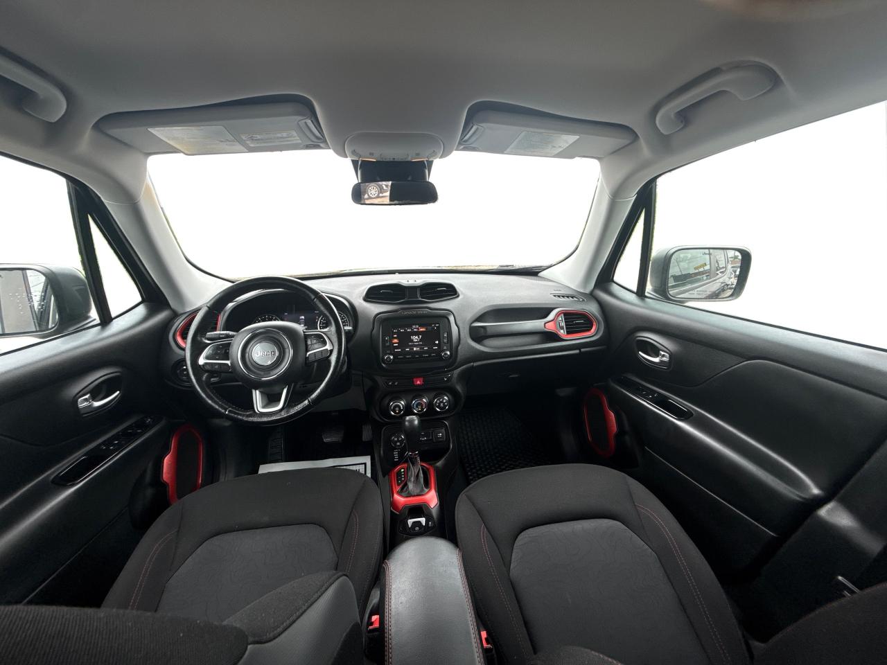 2016 Jeep Renegade AWD SUNROOF LOADED! WE FINANCE ALL CREDIT! Photo
