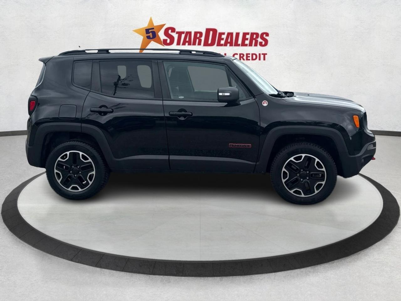 2016 Jeep Renegade AWD SUNROOF LOADED! WE FINANCE ALL CREDIT! Photo