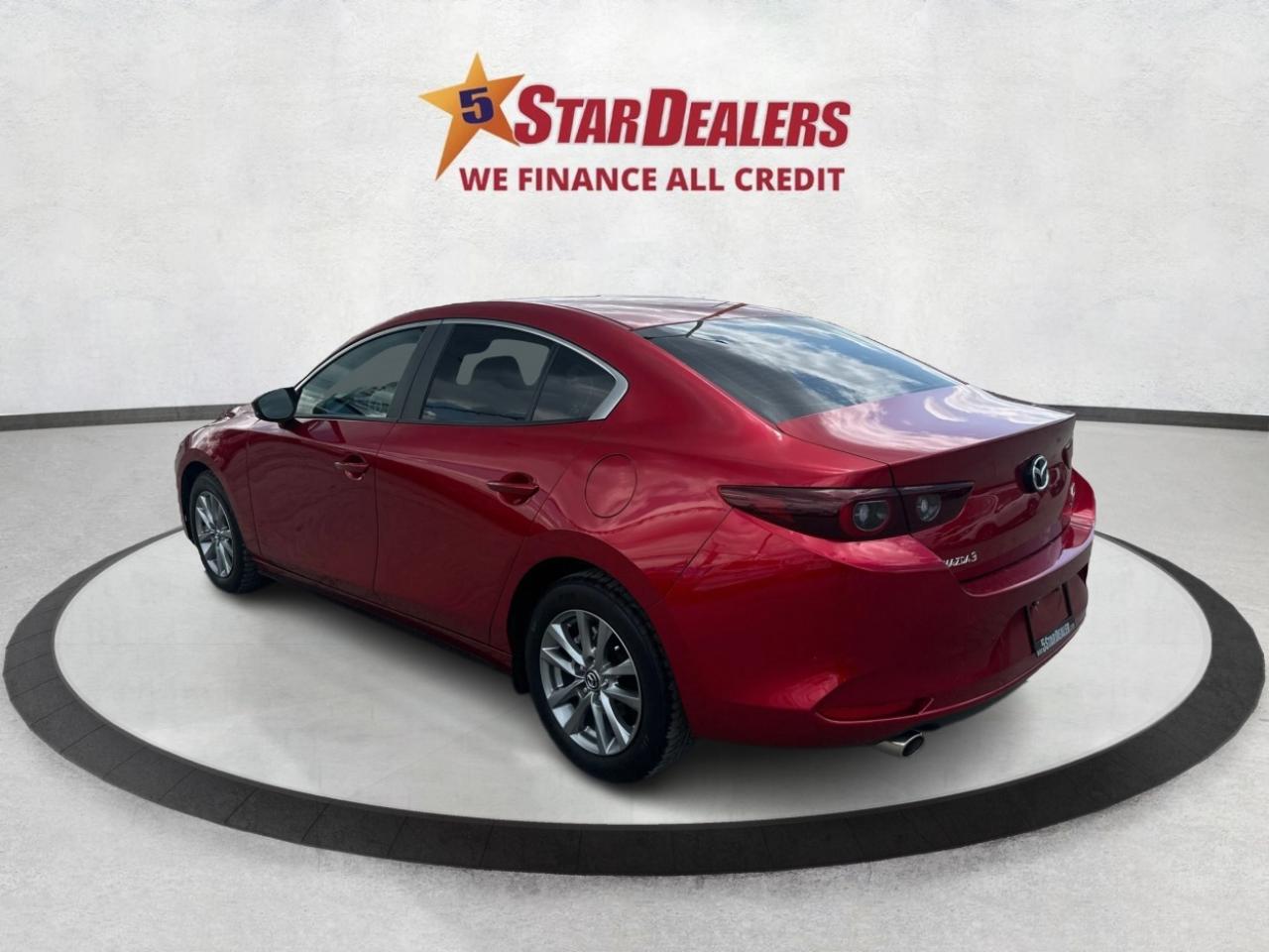 2023 Mazda MAZDA3 NAV LEATHER SUNROOF LOADED! WE FINANCE ALL CREDIT Photo