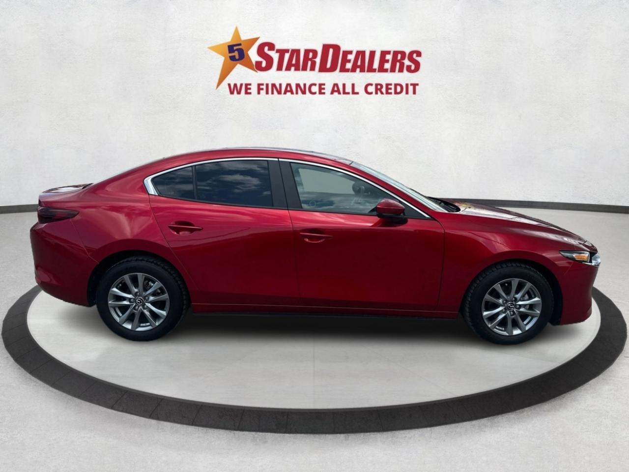 2023 Mazda MAZDA3 NAV LEATHER SUNROOF LOADED! WE FINANCE ALL CREDIT Photo