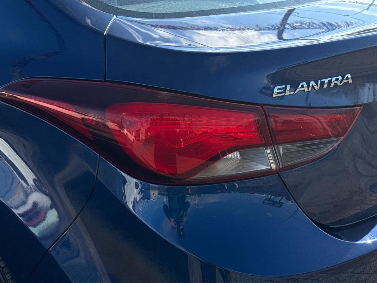 2016 Hyundai Elantra WE FINANCE ALL CREDIT   700+ VEHICLES IN STOCK Photo