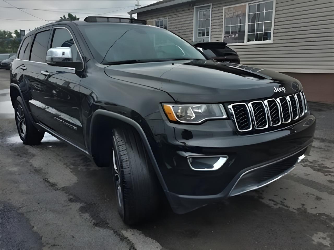 2019 Jeep Grand Cherokee NAV LEATHER PANO ROOF MINT! WE FINANCE ALL CREDIT! Photo0