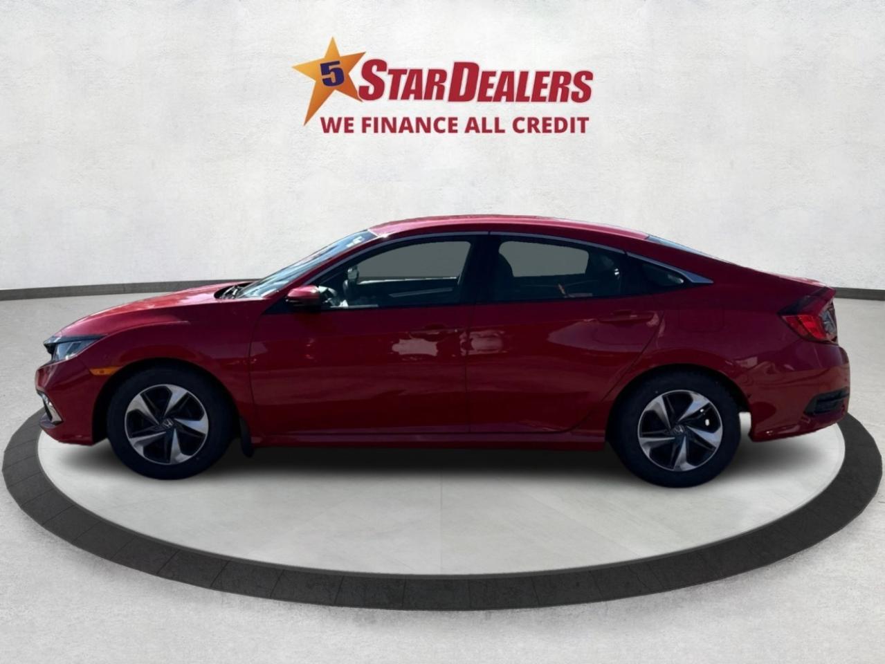 2021 Honda Civic Sedan HEATED SEATS MINT LOW KM! WE FINANCE ALL CREDIT! Photo