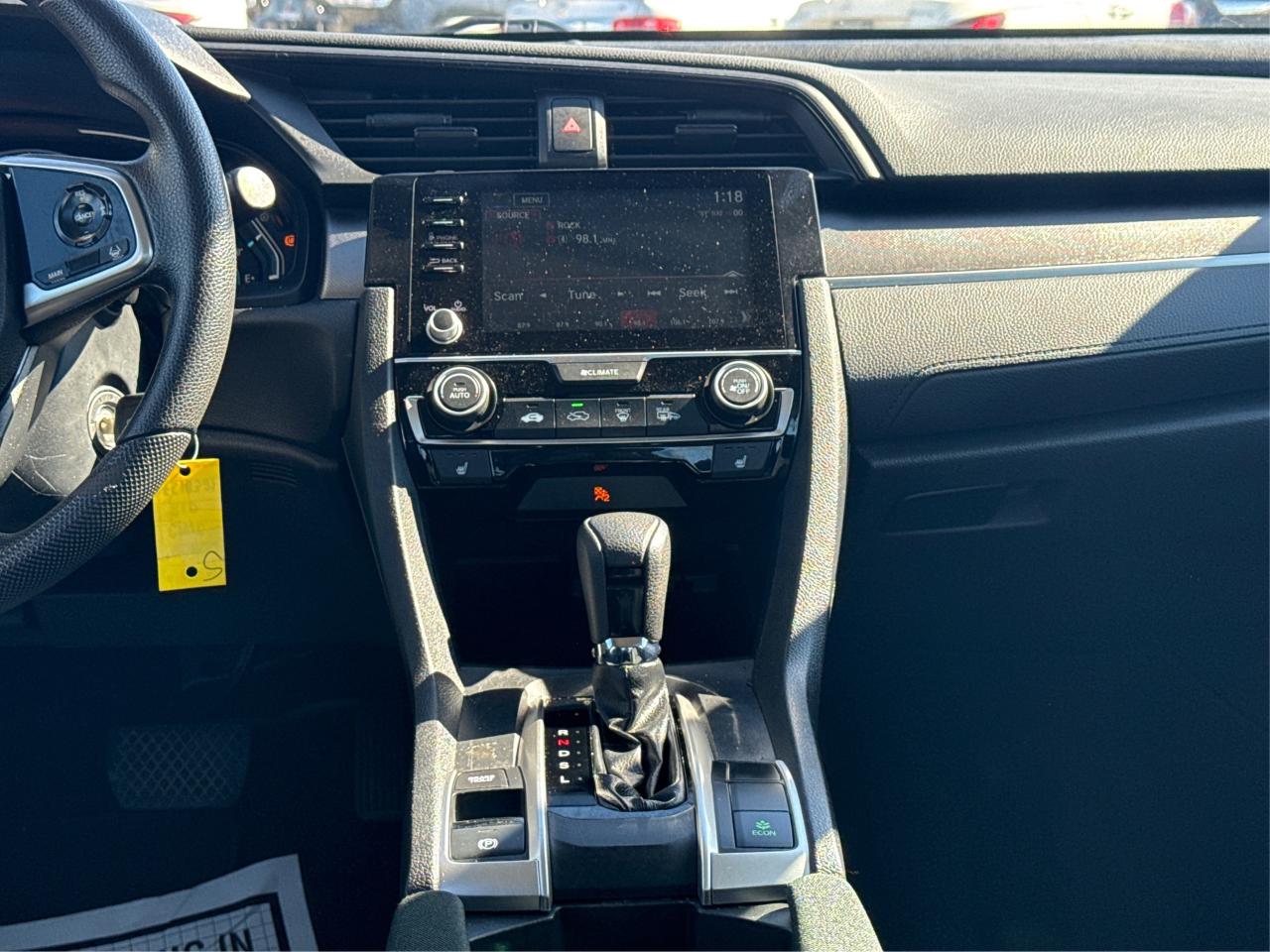 2021 Honda Civic Sedan HEATED SEATS MINT LOW KM! WE FINANCE ALL CREDIT! Photo