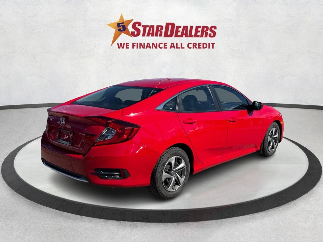 2021 Honda Civic Sedan HEATED SEATS MINT LOW KM! WE FINANCE ALL CREDIT! Photo