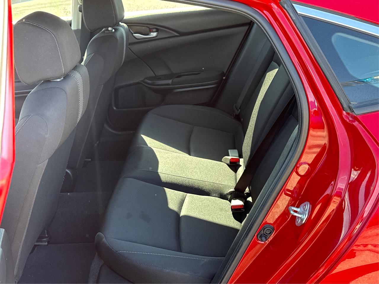 2021 Honda Civic Sedan HEATED SEATS MINT LOW KM! WE FINANCE ALL CREDIT! Photo