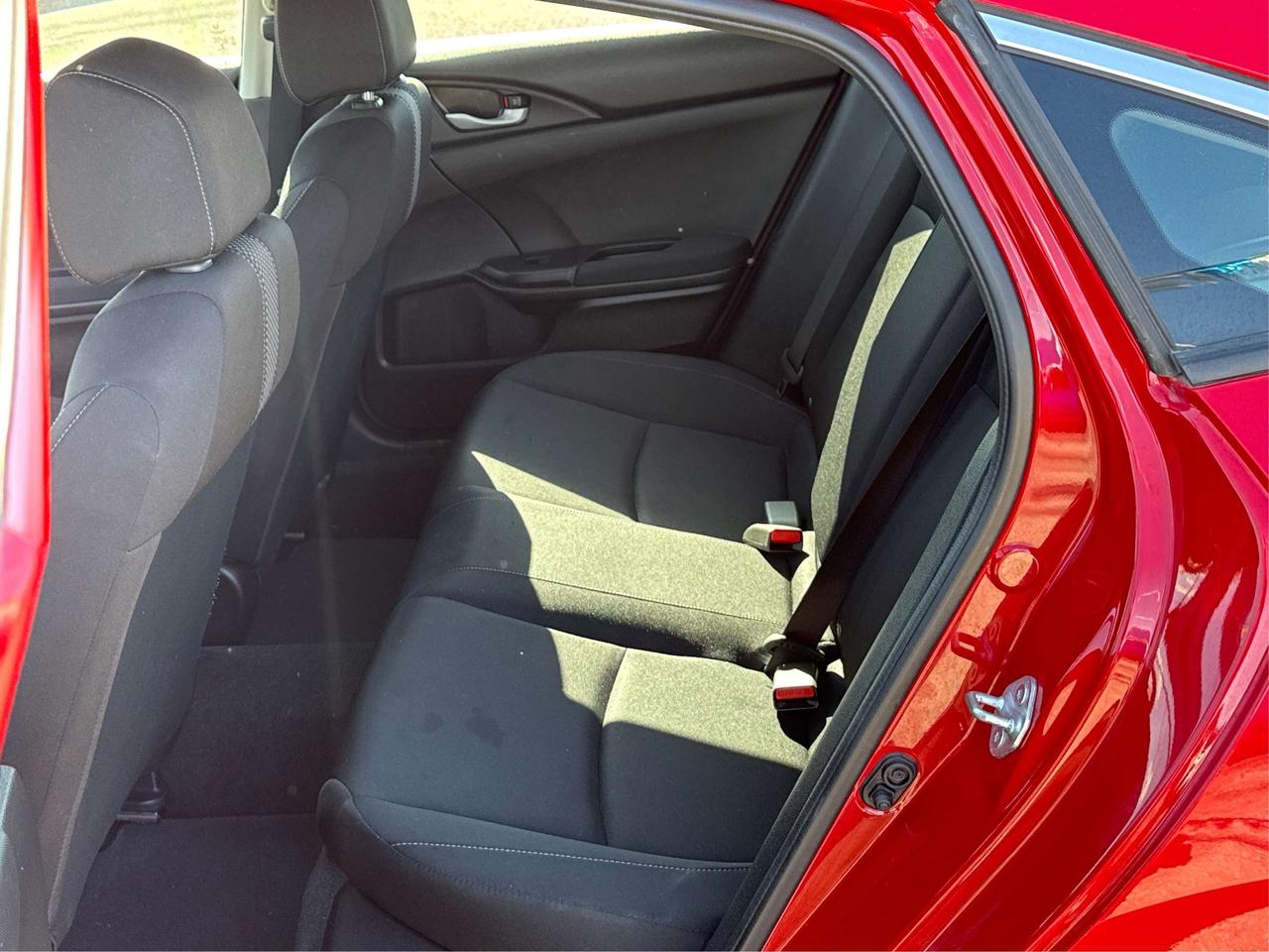 2021 Honda Civic CERTIFIED  MINT LOW KM! WE FINANCE ALL CREDIT! Photo