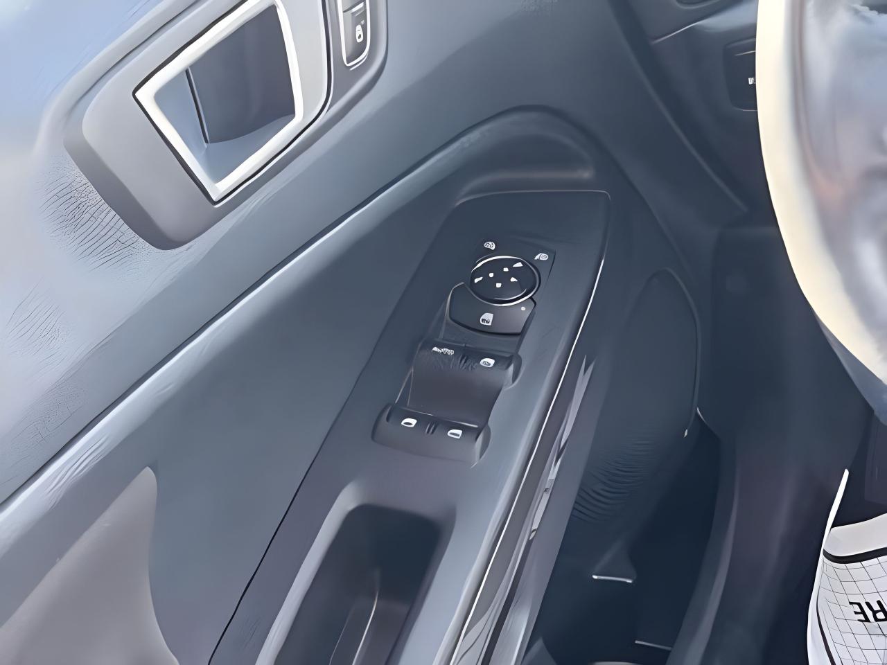 2018 Ford EcoSport CERTIFIED EXCELLENT CONDITION WE FINANCE ALL CREDT Photo