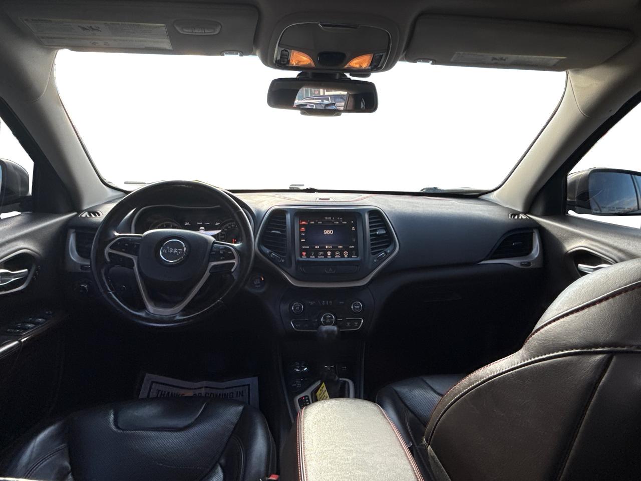 2016 Jeep Cherokee NAV LEATHER SUNROOF LOADED! WE FINANCE ALL CREDIT Photo