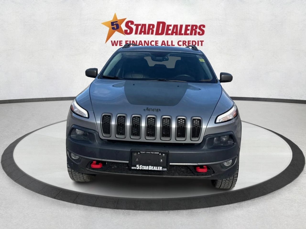 2016 Jeep Cherokee NAV LEATHER SUNROOF LOADED! WE FINANCE ALL CREDIT Photo