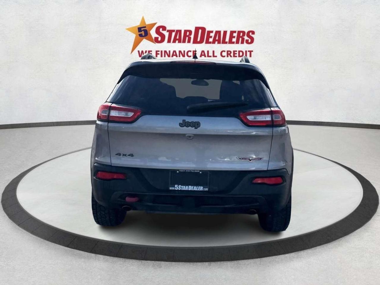2016 Jeep Cherokee CERTIFIED NAV LEATHER ROOF  WE FINANCE ALL CREDIT Photo