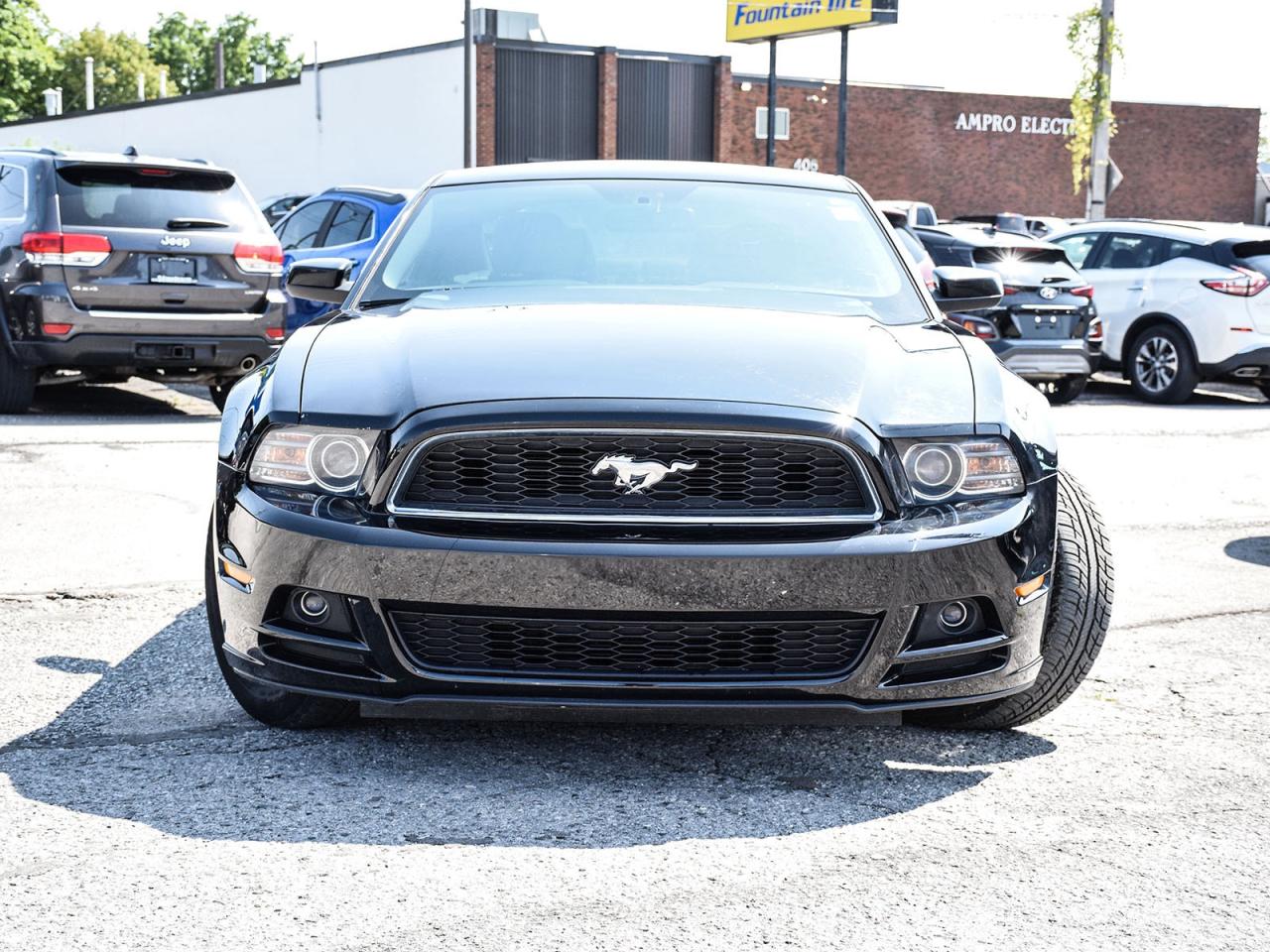2014 Ford Mustang V6 EXCELLENT CONDITION MINT WE FINANCE ALL CREDIT Photo