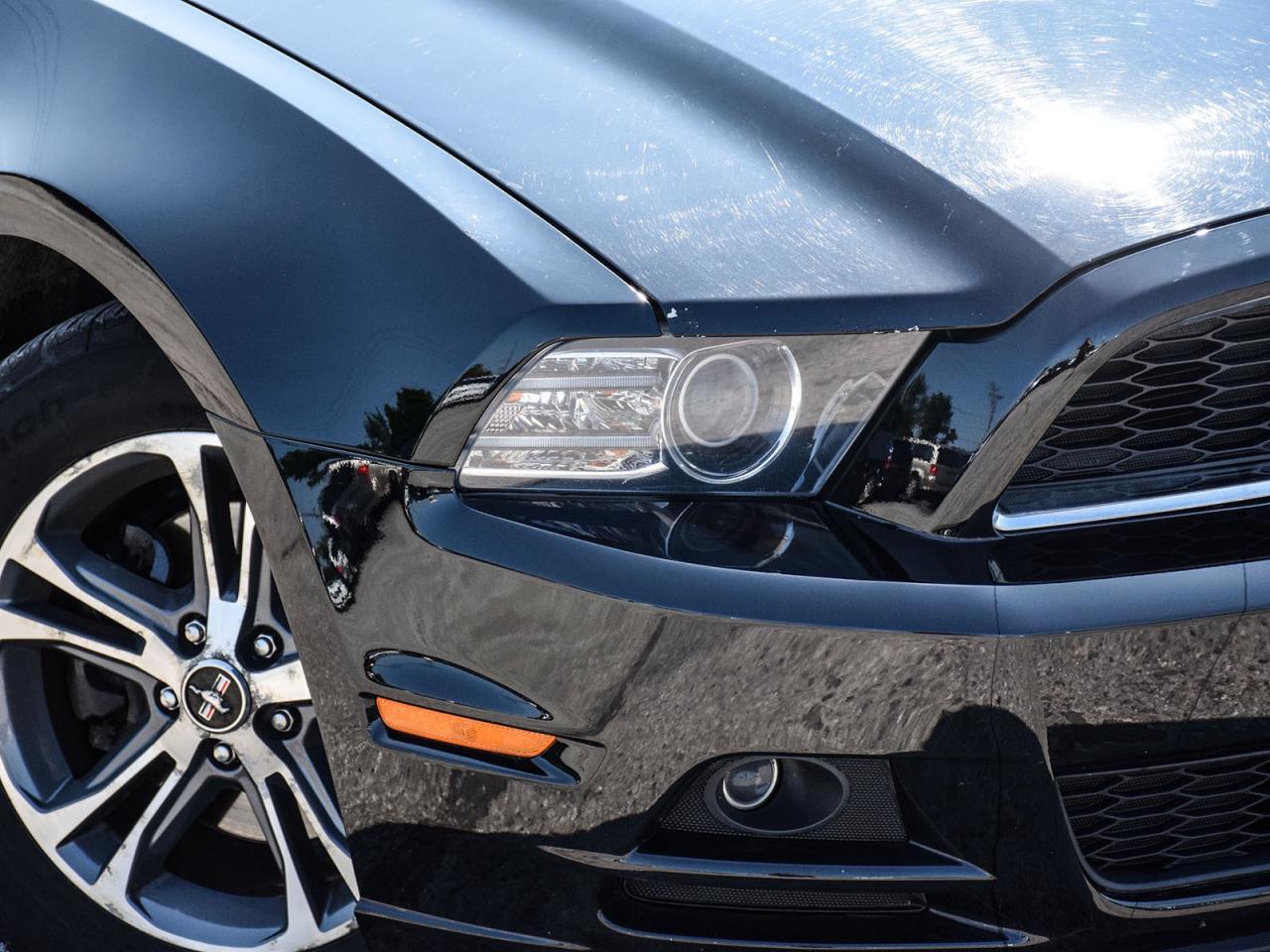 2014 Ford Mustang V6 EXCELLENT CONDITION MINT WE FINANCE ALL CREDIT Photo