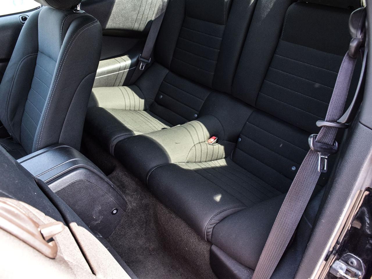 2014 Ford Mustang V6 EXCELLENT CONDITION MINT WE FINANCE ALL CREDIT Photo