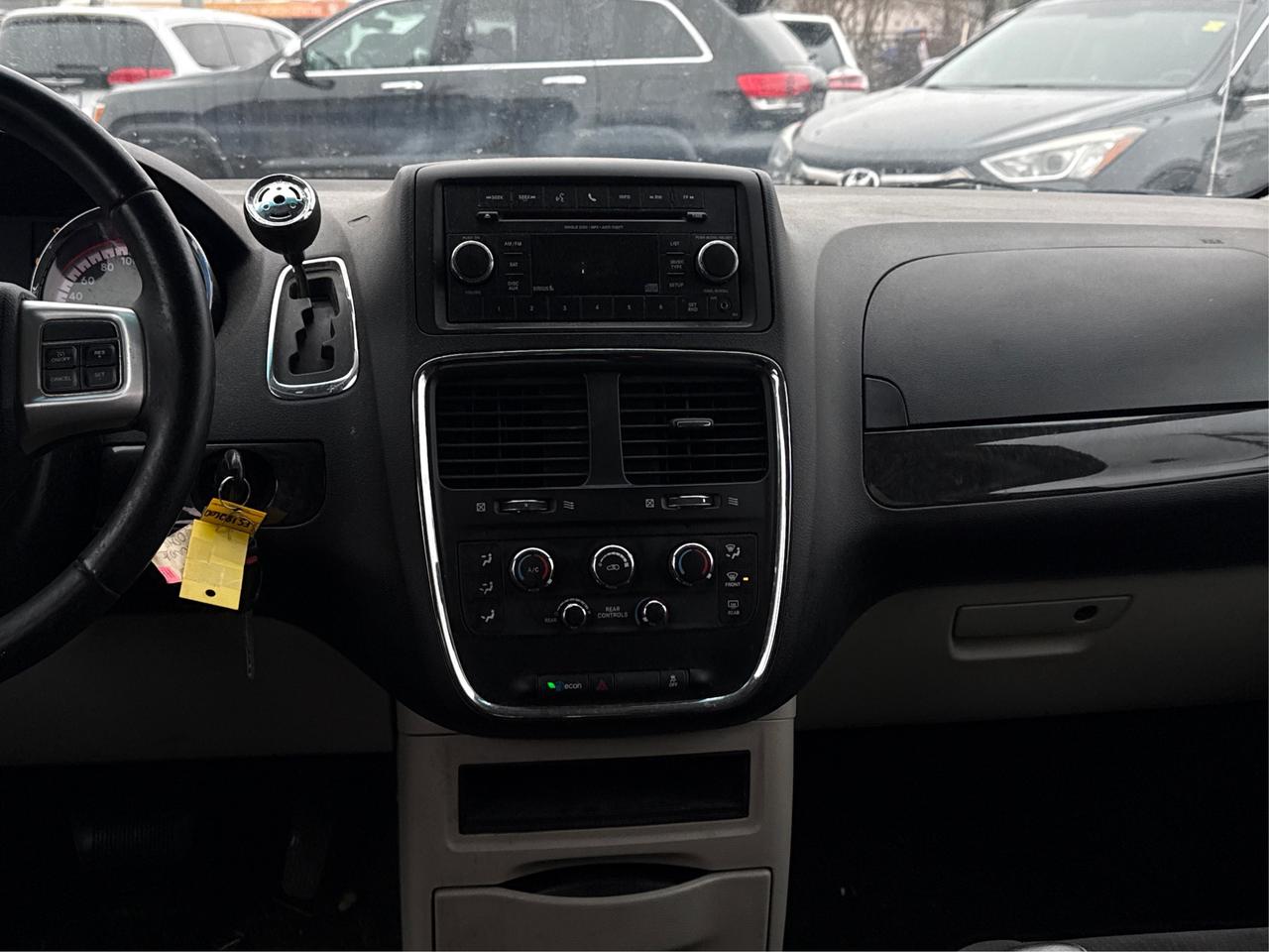 2012 Dodge Grand Caravan WE FINANCE ALL CREDIT   700+ VEHICLES IN STOCK Photo