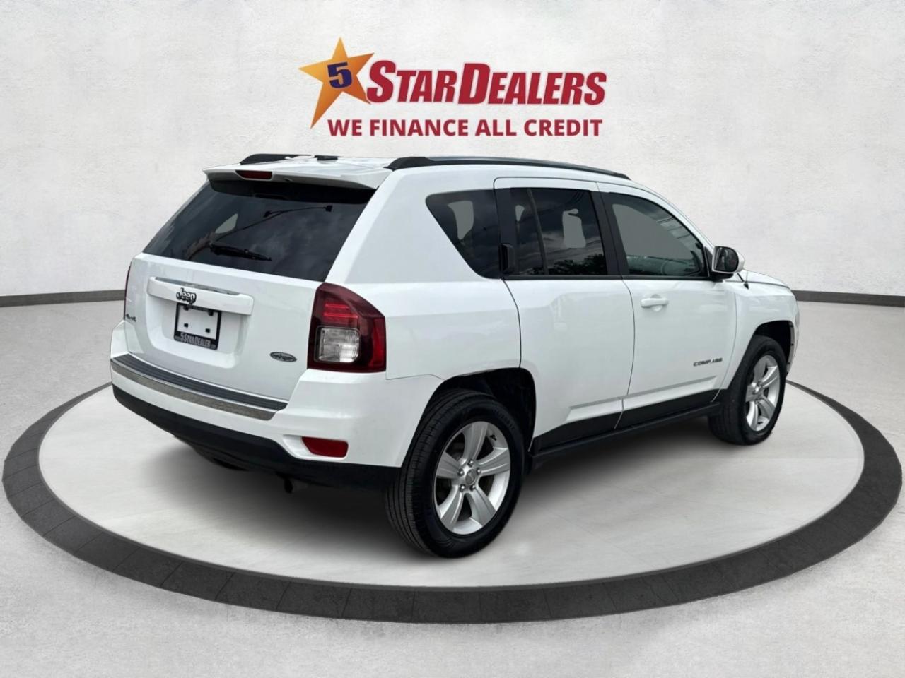 2017 Jeep Compass AWD LEATHER SUNROOF LOADED! WE FINANCE ALL CREDIT! Photo