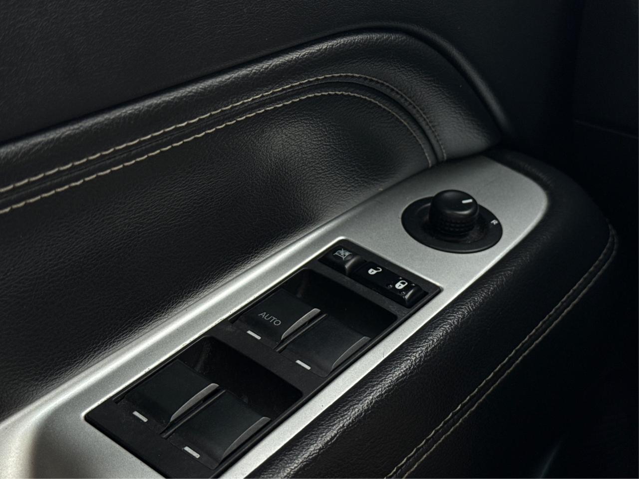 2017 Jeep Compass AWD LEATHER SUNROOF LOADED! WE FINANCE ALL CREDIT! Photo