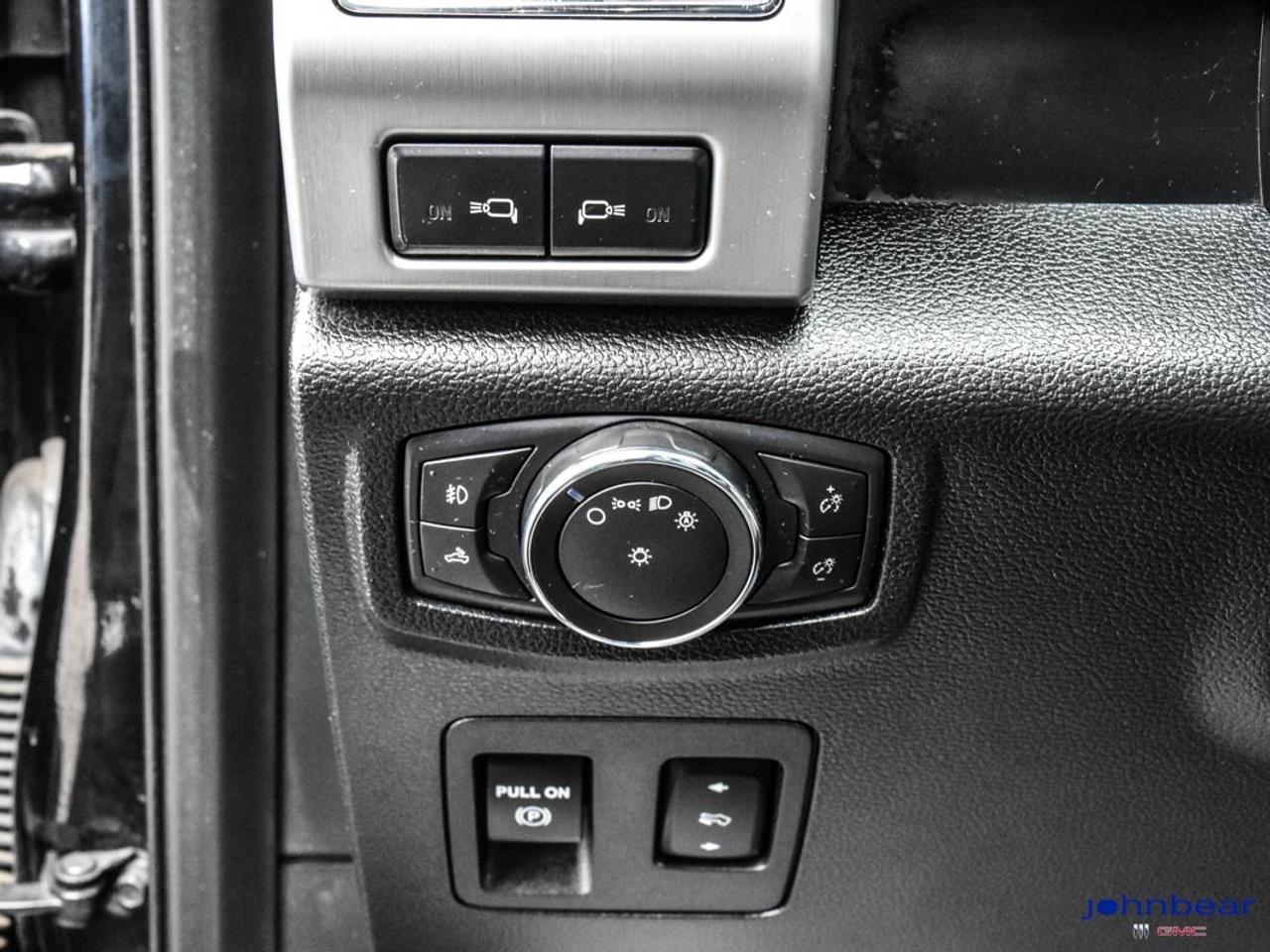 2019 Ford F-150 Platinum Photo