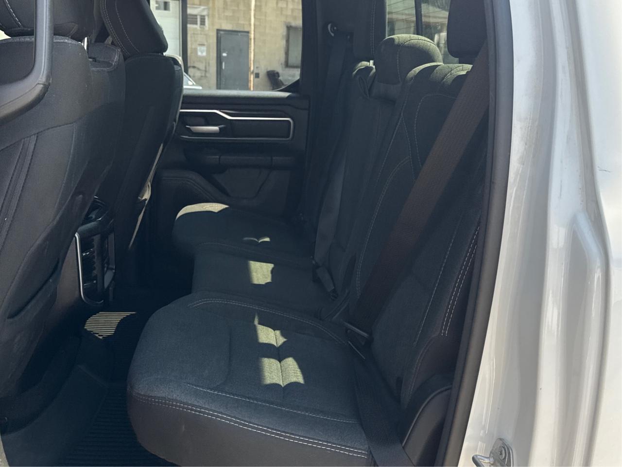 2020 RAM 1500 BIG HORN SPORT4x4 OFF RD NAV LOADED WE FINANCE Photo