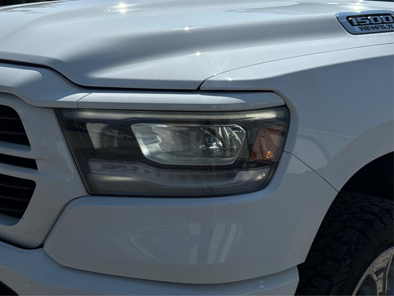 2020 RAM 1500 BIG HORN SPORT4x4 OFF RD NAV LOADED WE FINANCE Photo