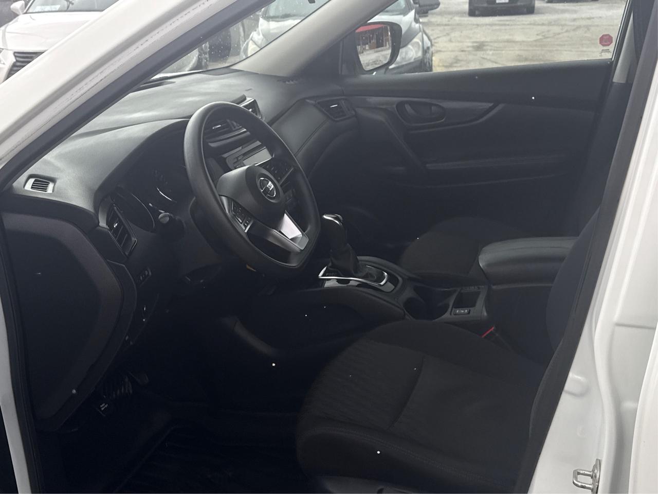 2020 Nissan Rogue S HEATED SEATS REAR CAM! WE FINANCE ALL CREDIT Photo