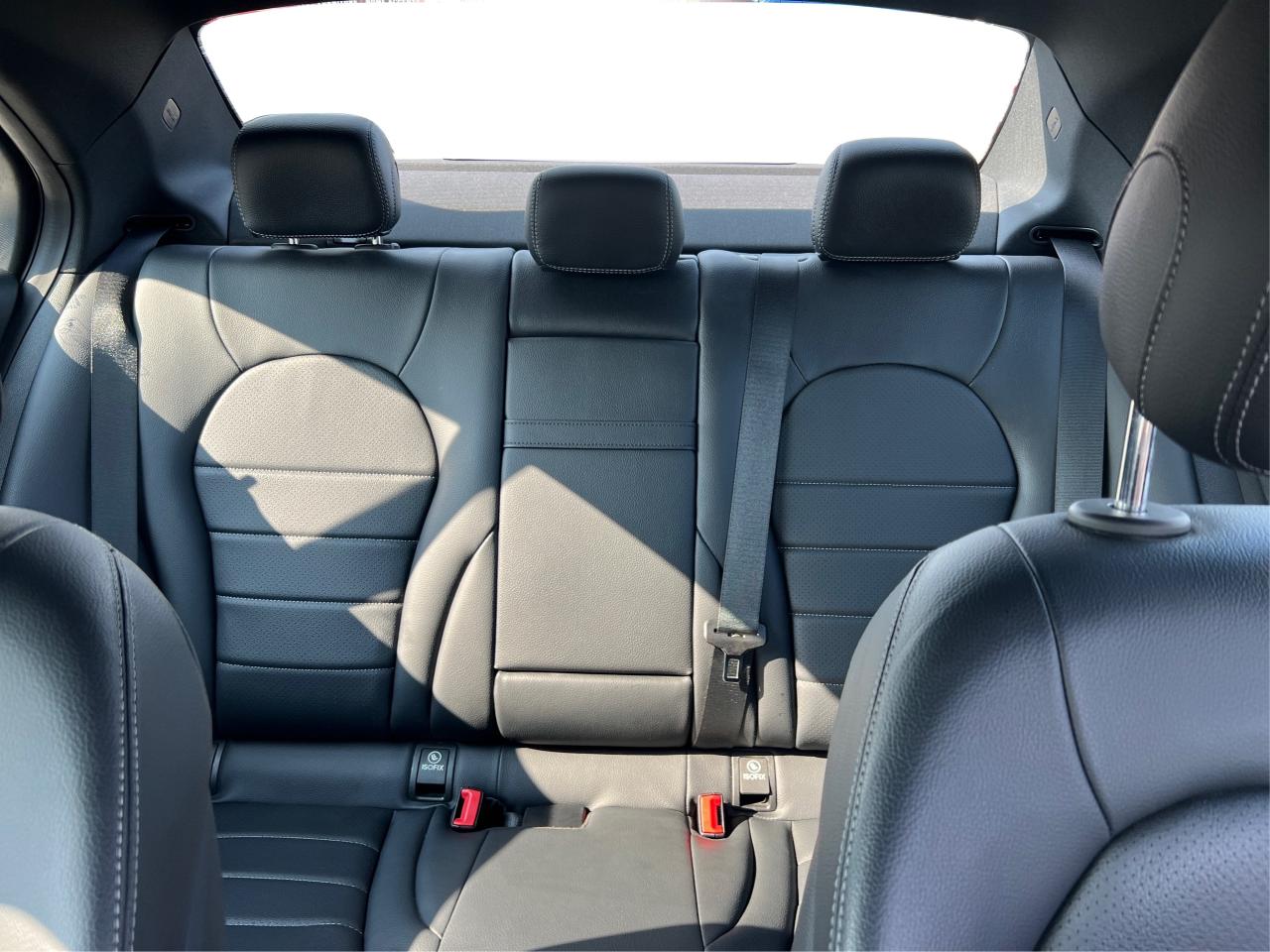 2017 Mercedes-Benz C-Class C 300 LEATHER HEATED SEATS MINT! WE FINANCE ALL! Photo