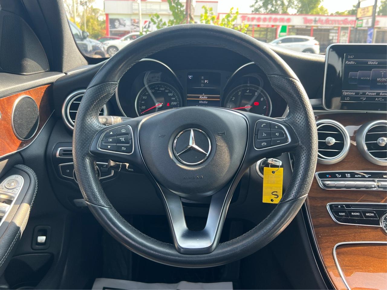 2017 Mercedes-Benz C-Class C 300 LEATHER HEATED SEATS MINT! WE FINANCE ALL! Photo