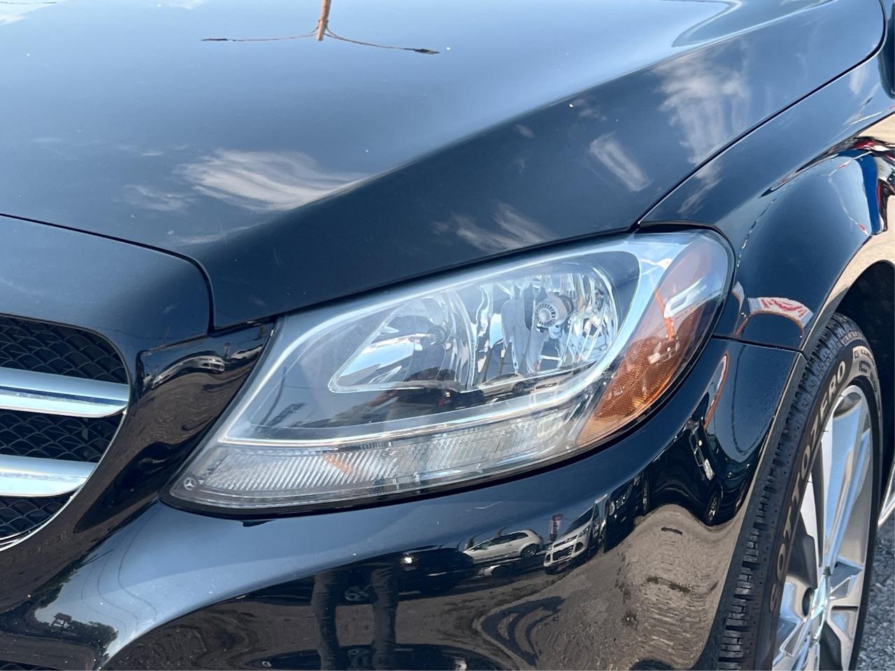 2017 Mercedes-Benz C-Class C 300 LEATHER HEATED SEATS MINT! WE FINANCE ALL! Photo