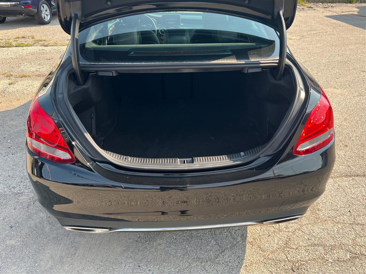 2017 Mercedes-Benz C-Class C 300 LEATHER HEATED SEATS MINT! WE FINANCE ALL! Photo