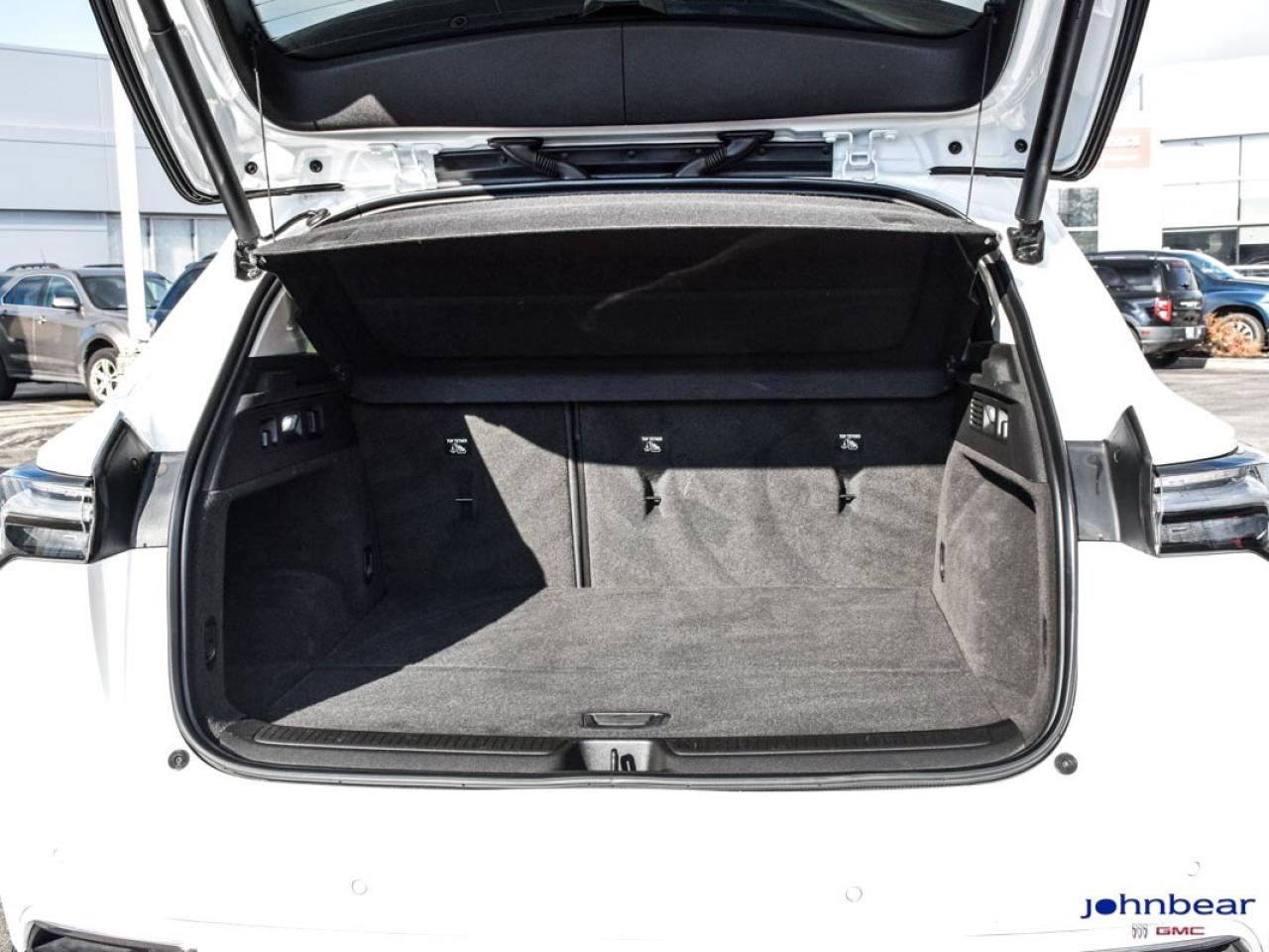 2022 Buick Envision Avenir Photo