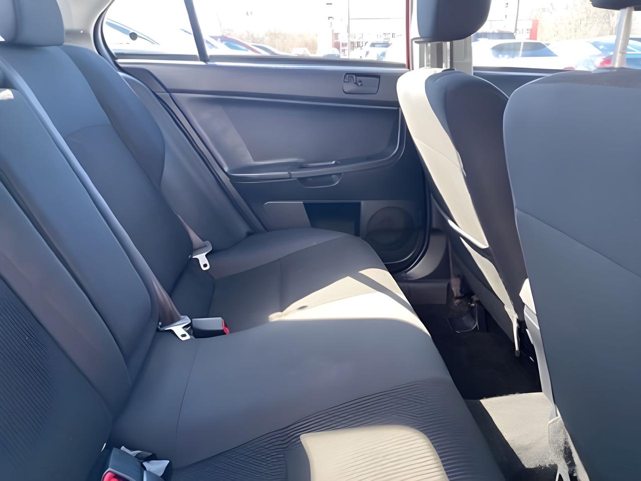 2017 Mitsubishi Lancer SE LTD  MINT! MUST SEE! WE FINANCE ALL CREDIT Photo