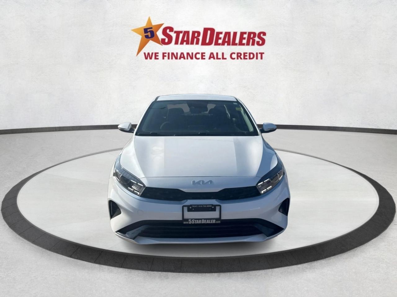 2022 Kia Forte EX! H-SEAT LOW KM WE FINANCE ALL CREDIT! Photo