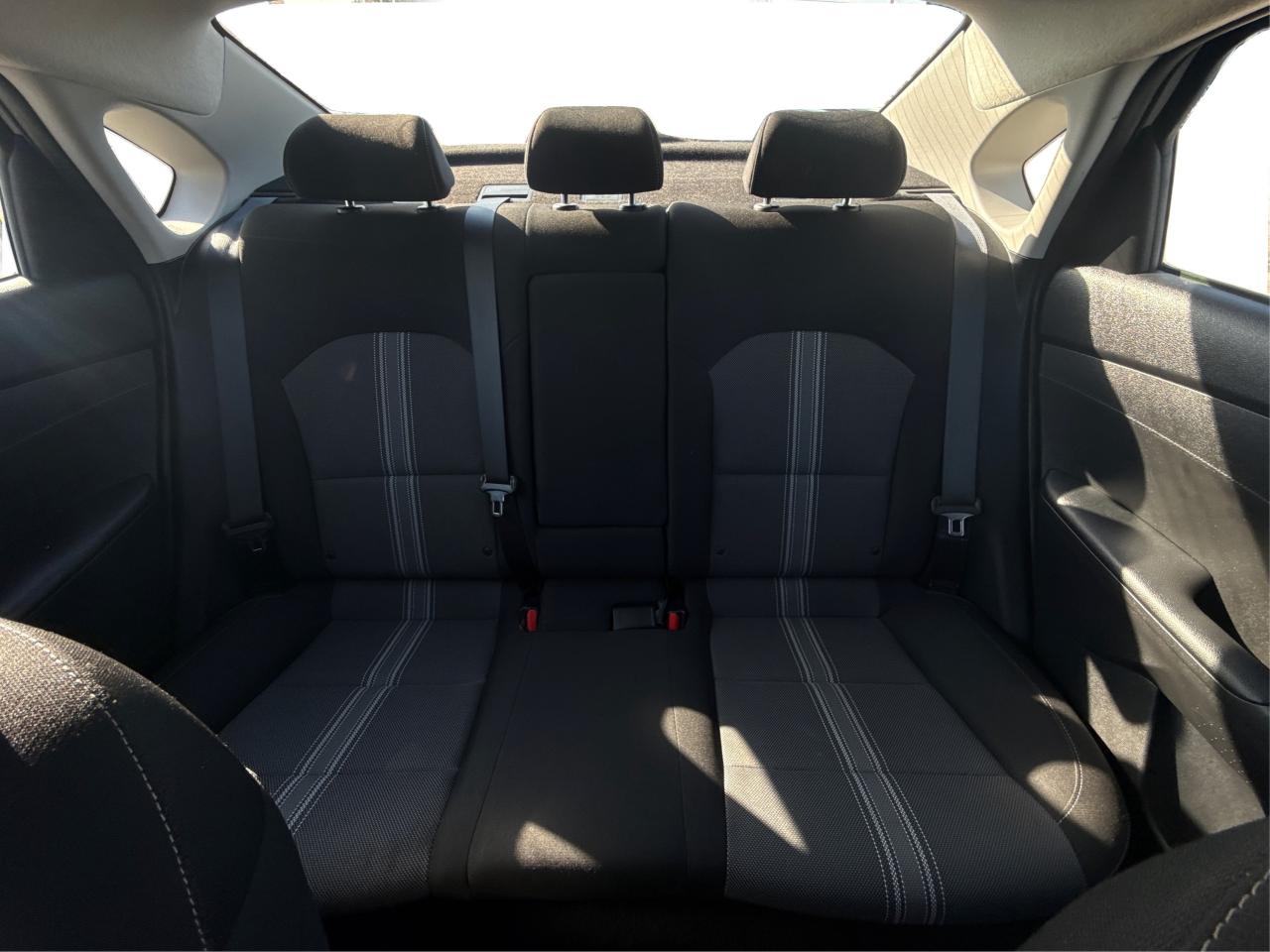 2022 Kia Forte EX! H-SEAT LOW KM WE FINANCE ALL CREDIT! Photo