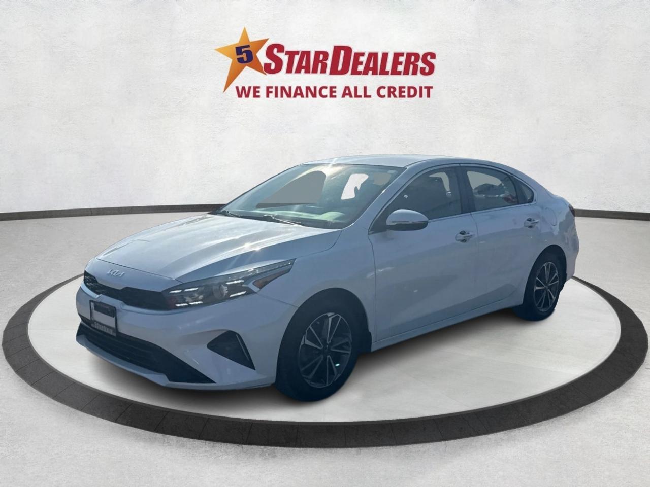 2022 Kia Forte EX! H-SEAT LOW KM WE FINANCE ALL CREDIT! Photo