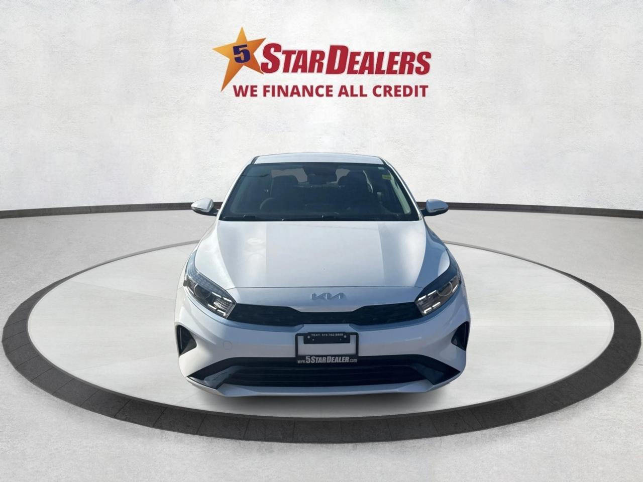 2022 Kia Forte EX! H-SEAT LOW KM WE FINANCE ALL CREDIT! Photo