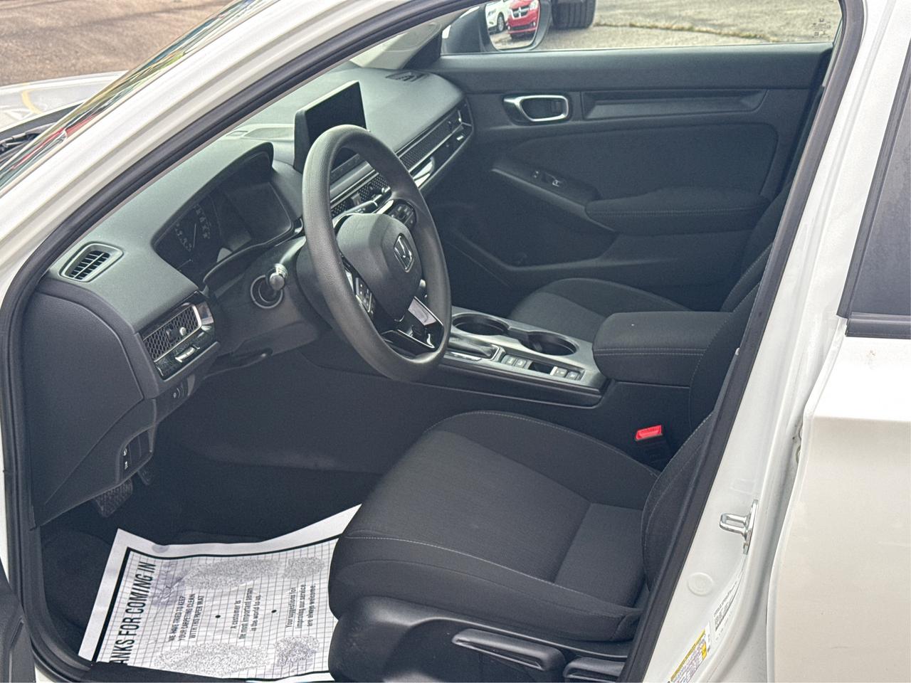 2022 Honda Civic Sedan HEATED SEATS MINT! MUST SEE WE FINANCE ALL CREDIT Photo