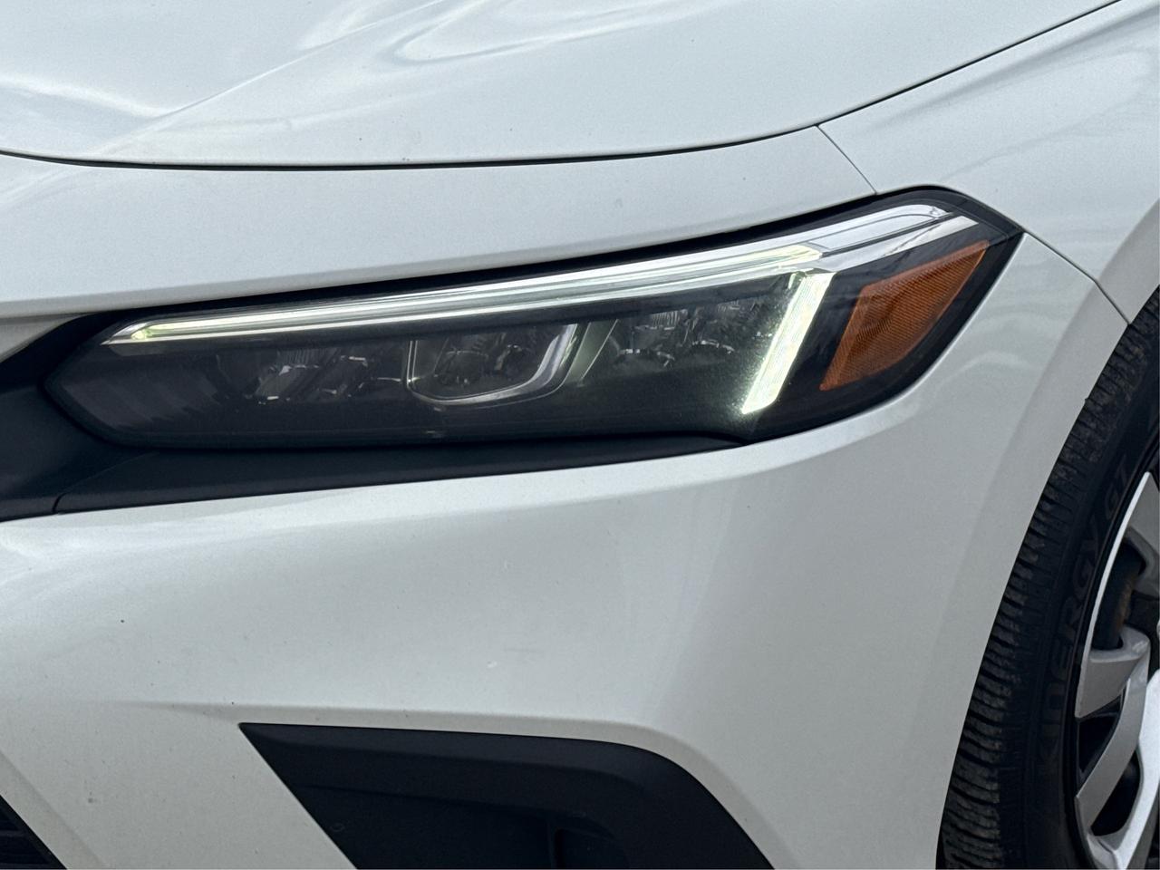 2022 Honda Civic Sedan HEATED SEATS MINT! MUST SEE WE FINANCE ALL CREDIT Photo