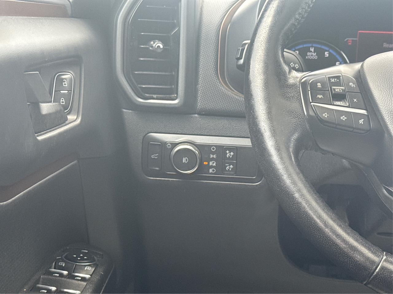 2021 Ford Bronco Sport NAV LEATHER HEATED SEATS! WE FINANCE ALL CREDIT! Photo