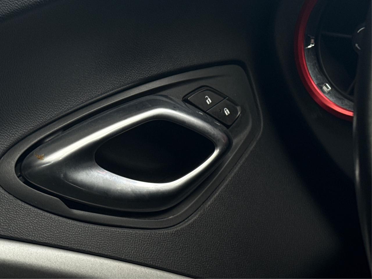 2019 Chevrolet Camaro CRUISE HEATED SEATS REAR CAM WE FINANCE ALL CREDIT Photo