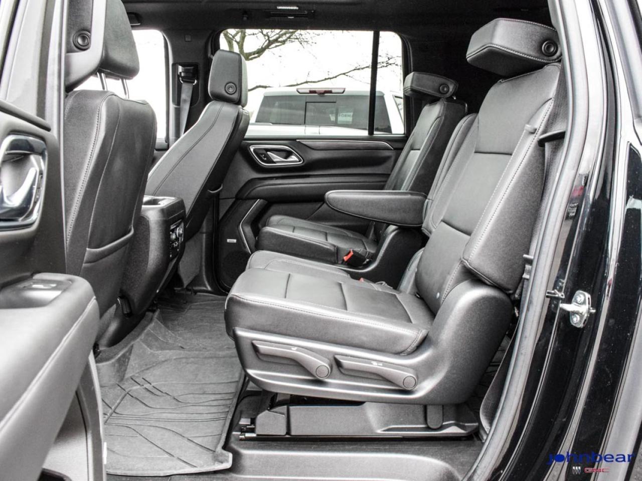 2023 Chevrolet Suburban Z71 Photo