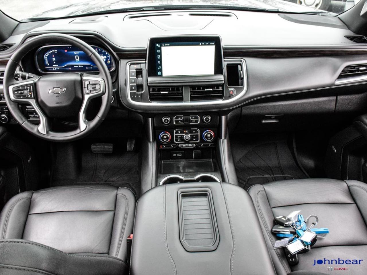 2023 Chevrolet Suburban Z71 Photo