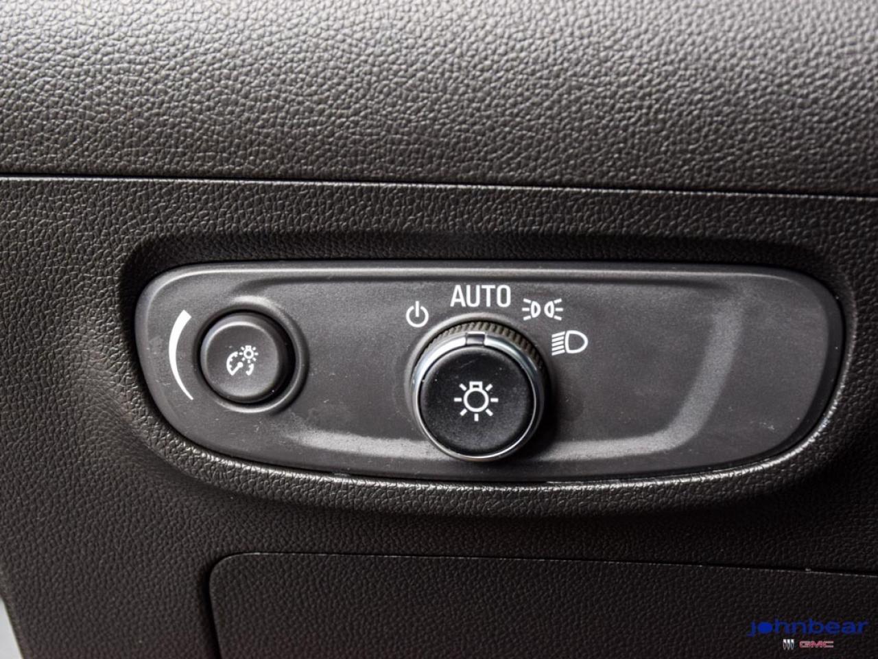 2024 Buick Encore GX Sport Touring Photo