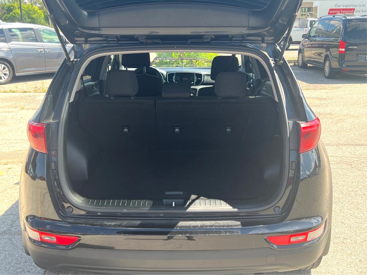 2018 Kia Sportage AWD MINT  H-SEATS LOADED! WE FINANCE ALL CREDIT! Photo