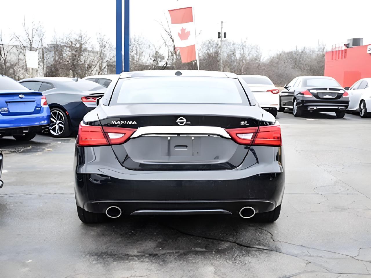 2018 Nissan Maxima Platinum NAV PANO LEATHER  WE FINANCE ALL CREDIT Photo2