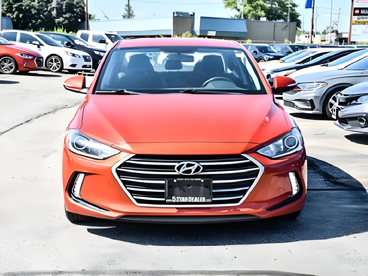 2018 Hyundai Elantra MINT CONDITION! LIKE NEW!  WE FINANCE ALL CREDIT Photo