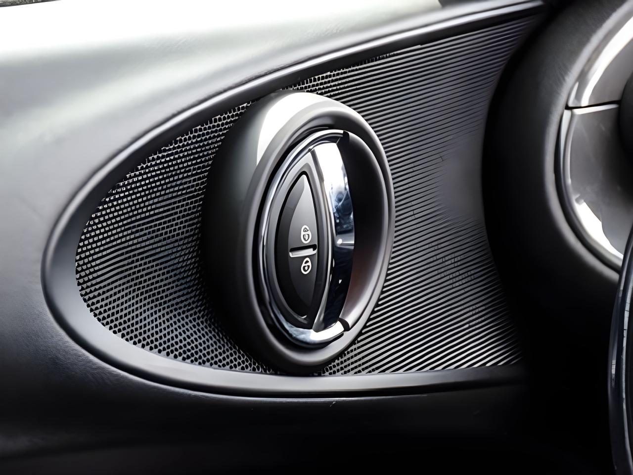 2017 MINI Cooper Clubman HB S ALL4 NAV LEATHER PANO ROOF MINT! WE FINANCE Photo