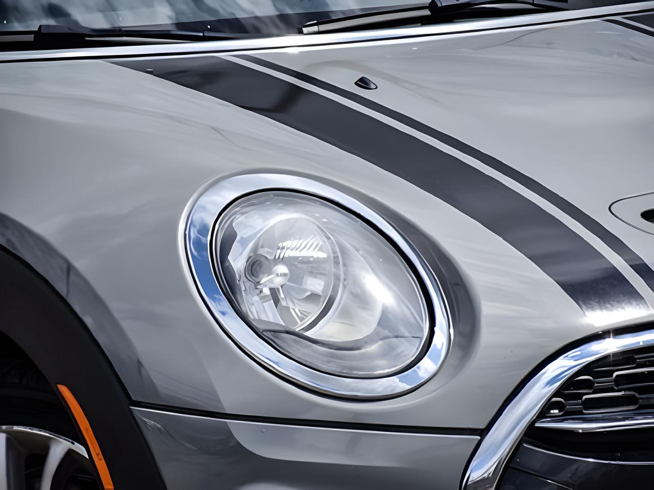 2017 MINI Cooper Clubman HB S ALL4 NAV LEATHER PANO ROOF MINT! WE FINANCE Photo