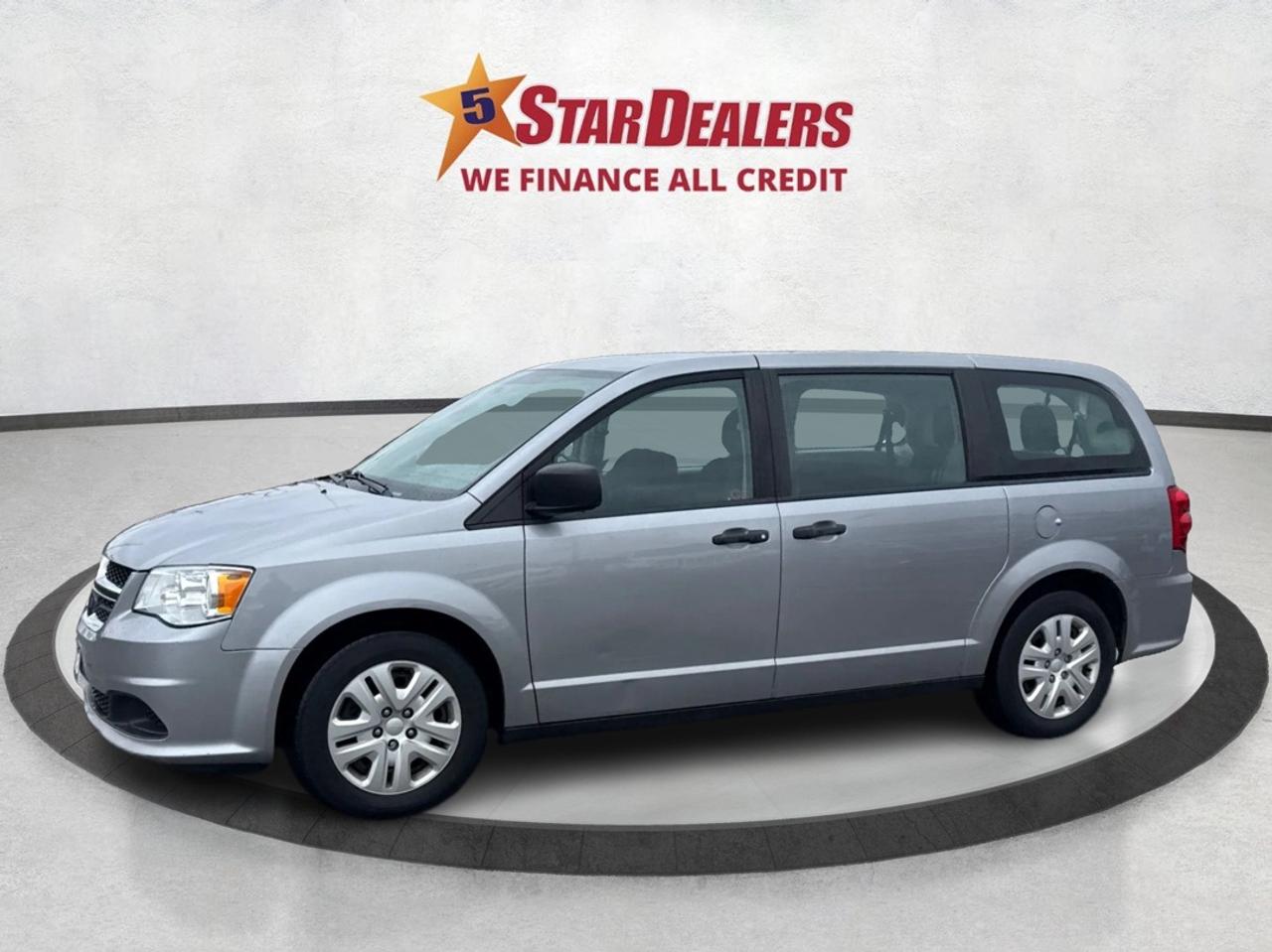 2018 Dodge Grand Caravan 7 PASS CLEAN CERTIFIED WE FINANCE ALL CREDIT! Photo