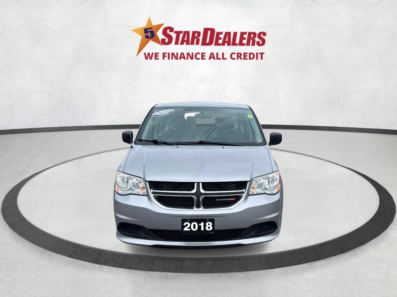 2018 Dodge Grand Caravan 7 PASS CLEAN CERTIFIED WE FINANCE ALL CREDIT! Photo